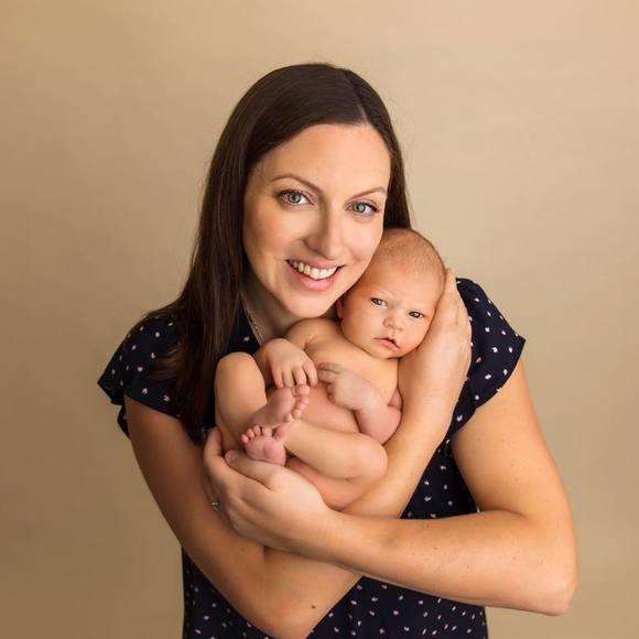 Meet your Posher, Sarah - Picture 1 of 1